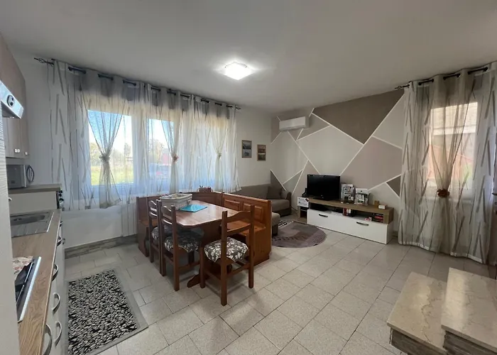 Civico 13 بيت للعطل *